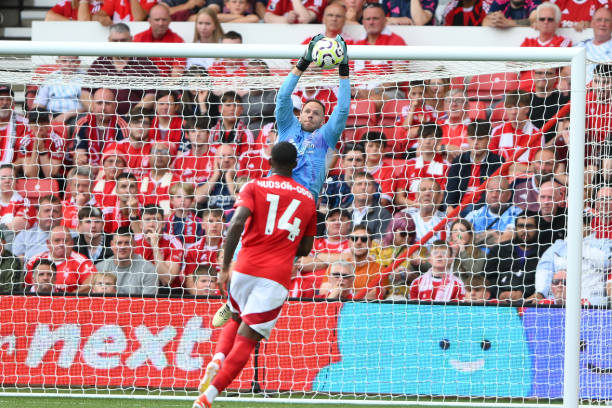 朗尼克：拜仁邀约曾让我彻夜难眠，但我无法肩负双重职责.